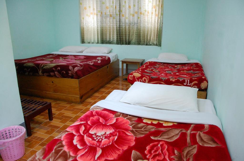 Dormitory @ Golden Kalaw Hotel Экстерьер фото