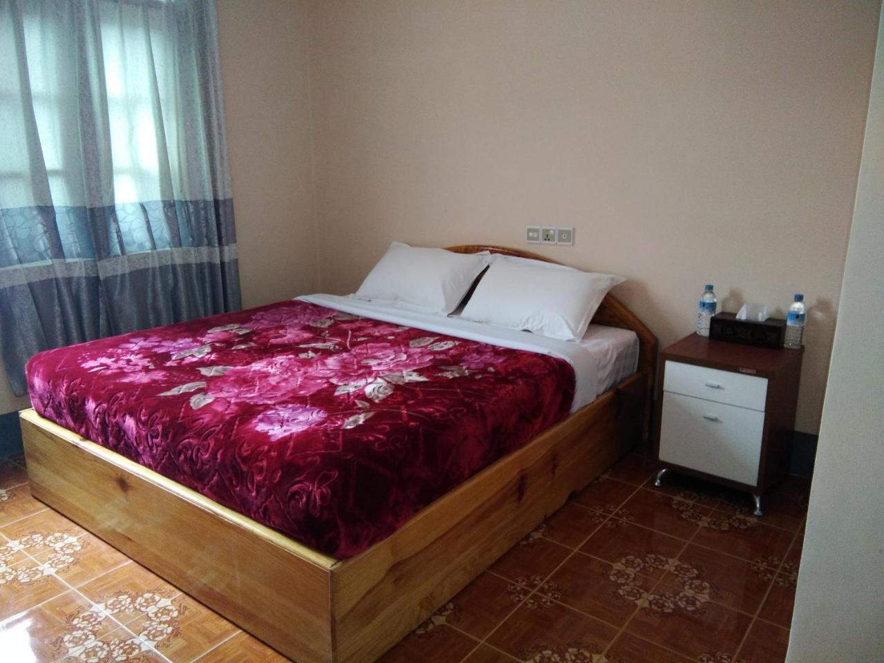 Dormitory @ Golden Kalaw Hotel Экстерьер фото