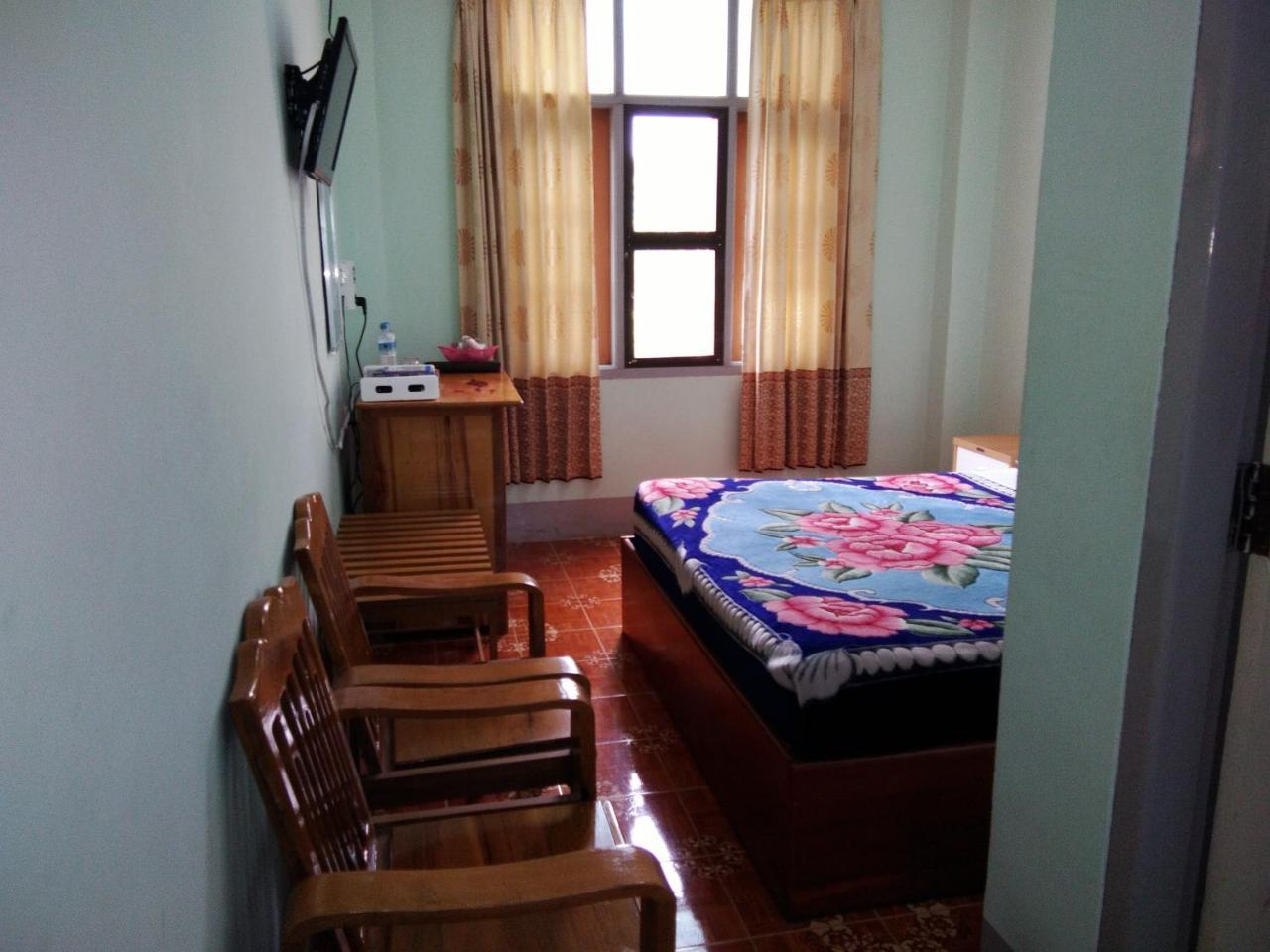 Dormitory @ Golden Kalaw Hotel Экстерьер фото